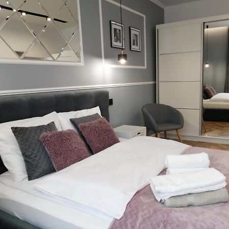 Apartament Lucy - Scisle Centrum Czestochowy Czestochowa Ngoại thất bức ảnh