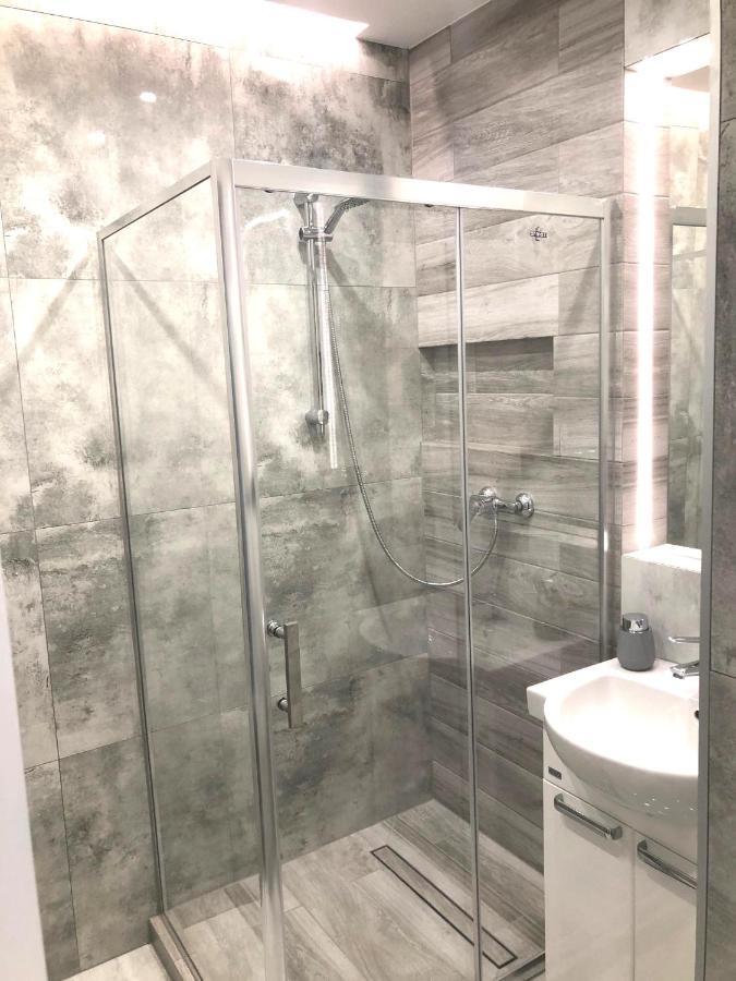 Apartament Lucy - Scisle Centrum Czestochowy Czestochowa Ngoại thất bức ảnh